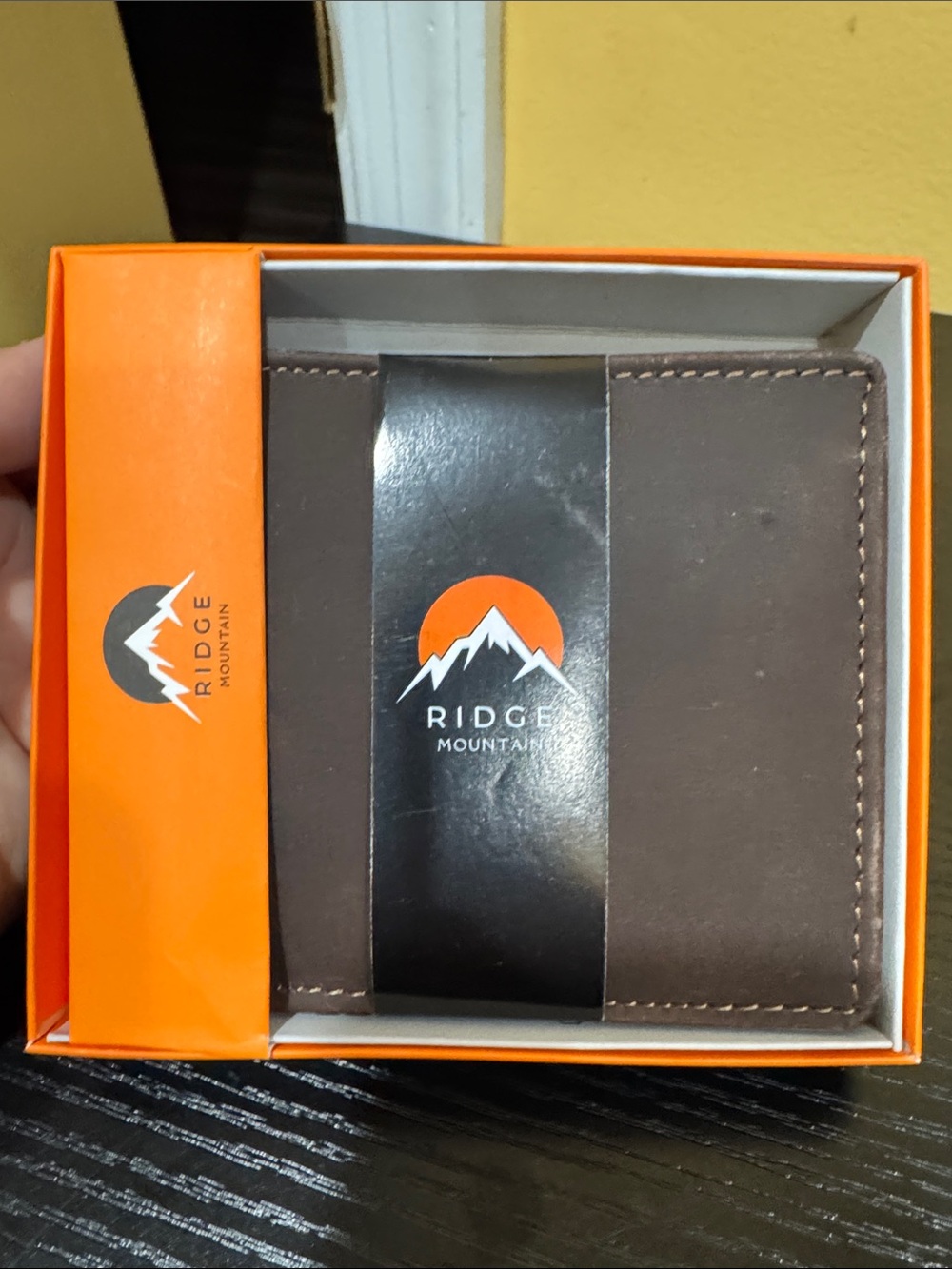 Slim Minimalist Wallet RFID Front Pocket Card Holder Brown - BNIB